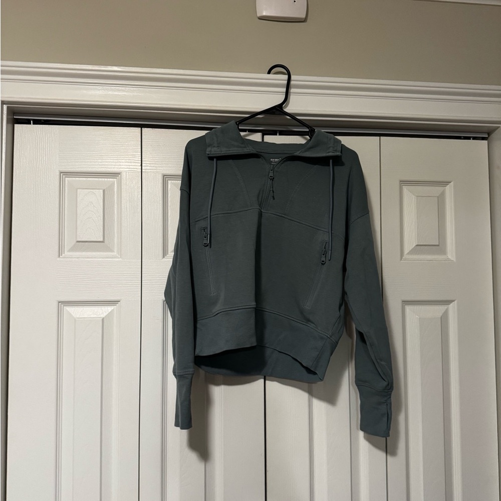 Old Navy Women's Gray Sweatshirt